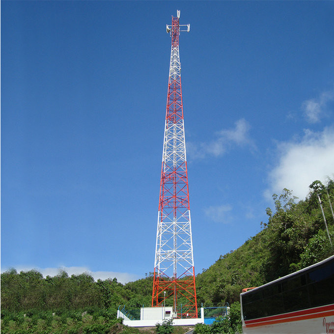 50-metrowa wielofunkcyjna bezprzewodowa stalowa wieża z 3 nogami